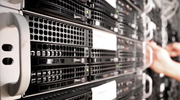 Bare metal servers vs. virtual servers