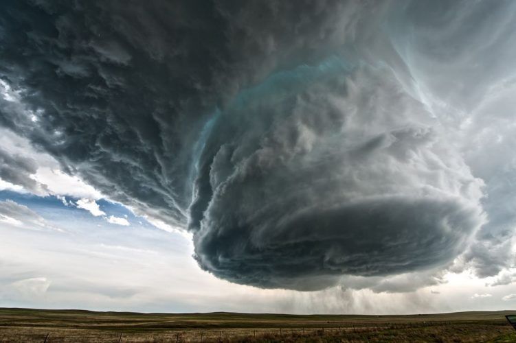 Does Edge Cloud Mean The End Of Computing Zenlayer - What Does A Wall Cloud Mean